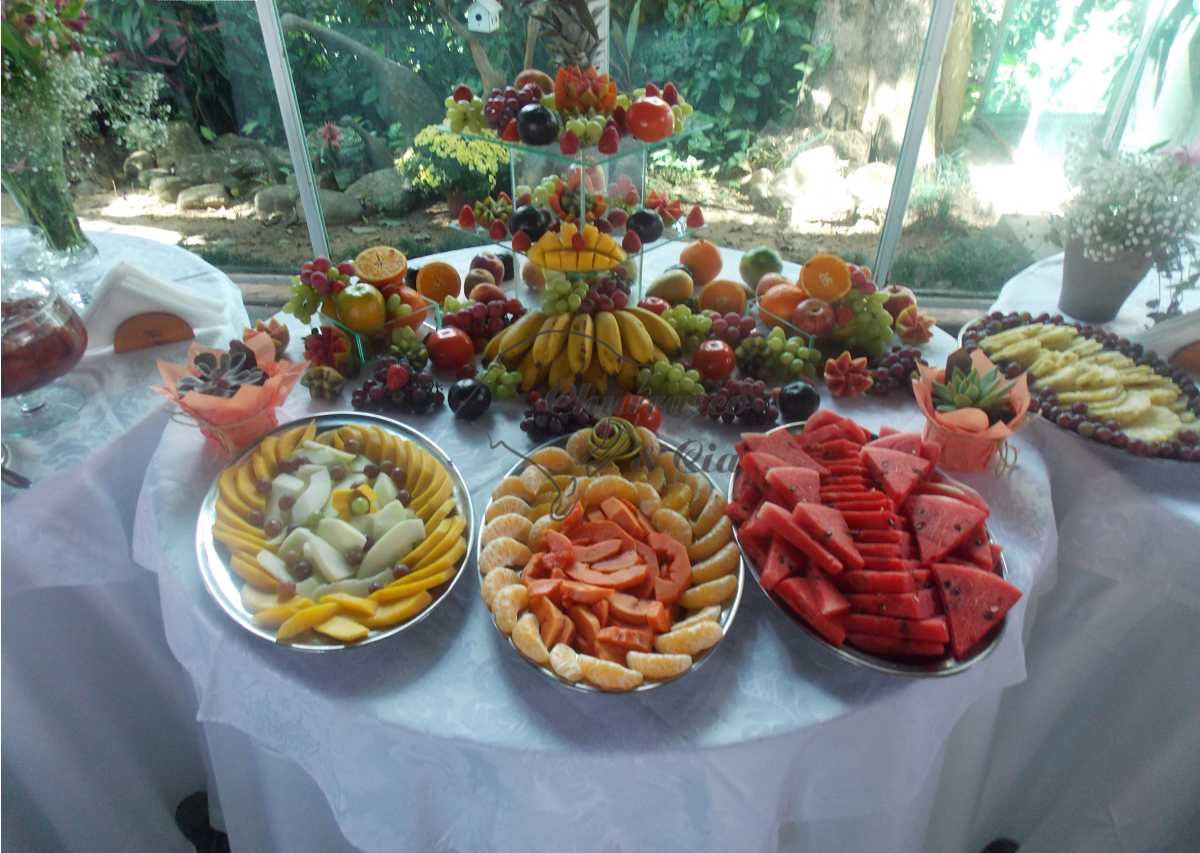 Mesa de Frutas Churrasco & Cia